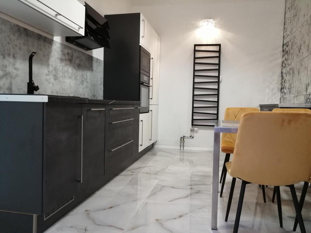 Bella Apartment - Kosice Historical Center Luaran gambar